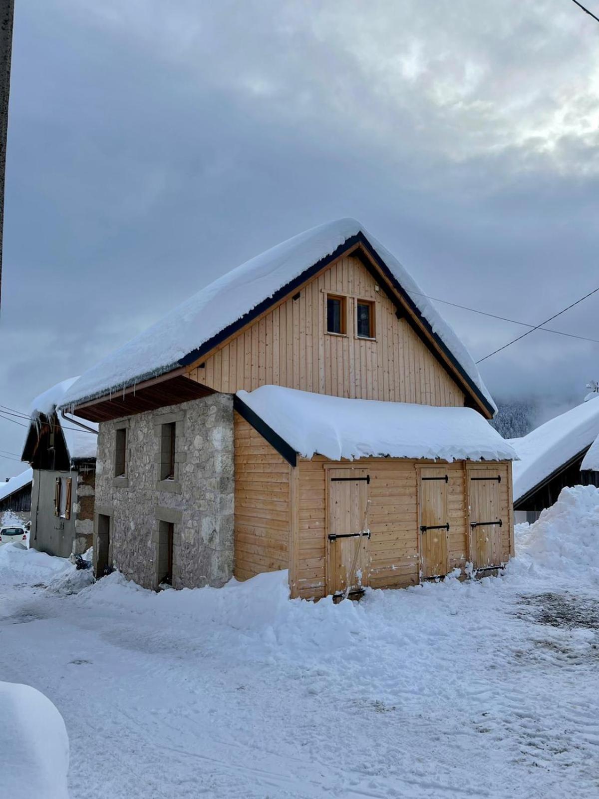 Charmante Maison Au Desert D'Entremont Ле-Дезерт Экстерьер фото